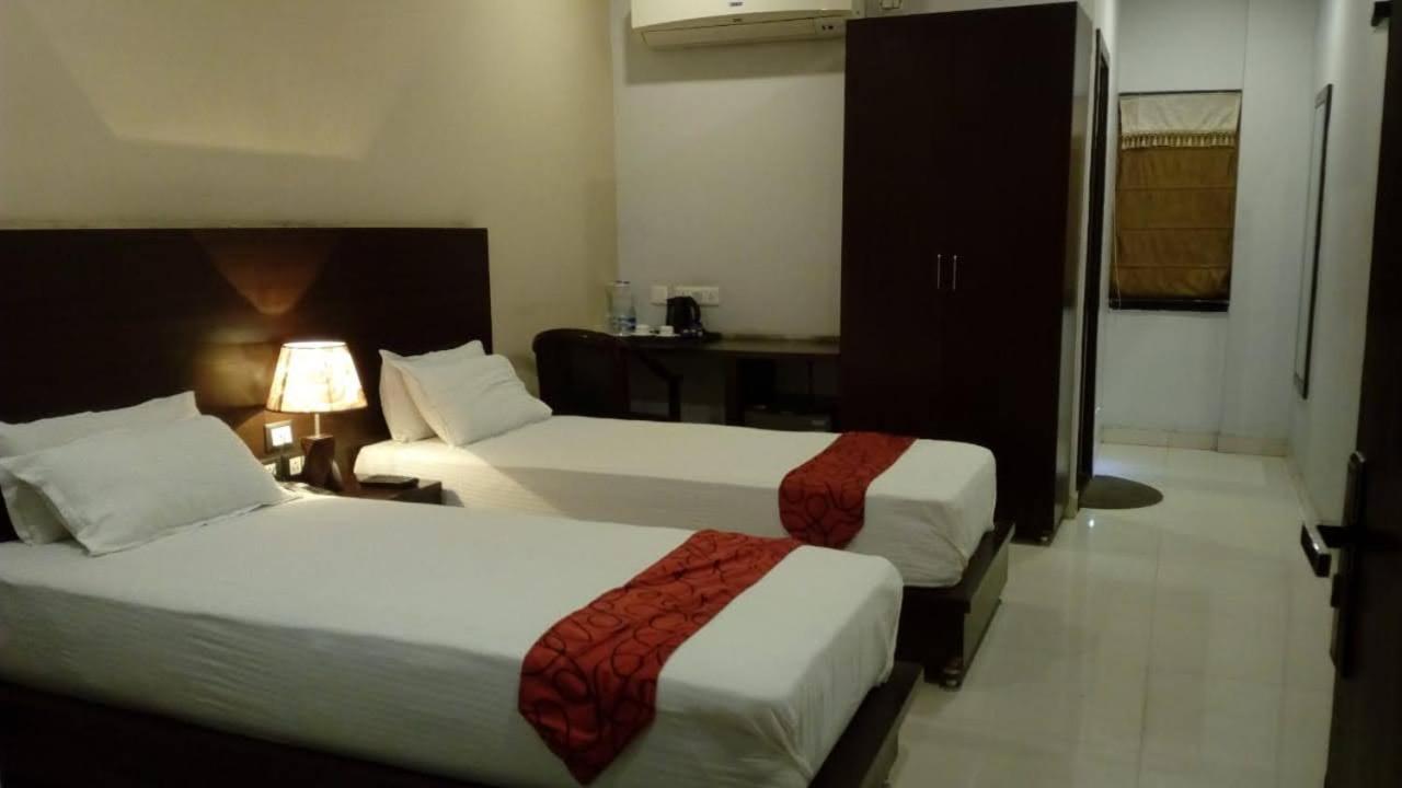 Ojas Hotel&Resort Durgāpur Exterior foto